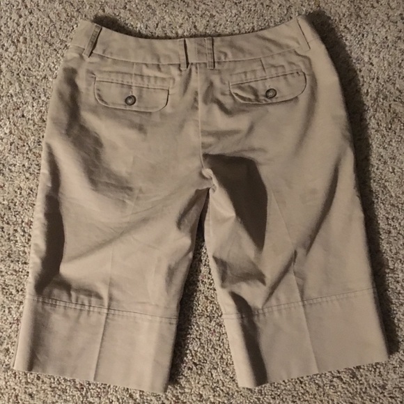 Dress shorts - Picture 2 of 3